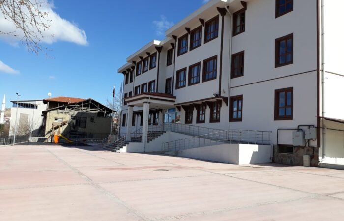 Gunduzbey-8derslikli-okul-yapim-isi-1