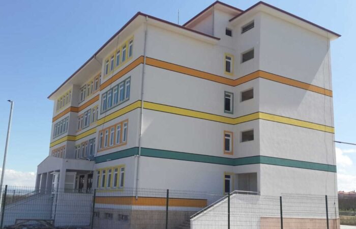 vaizpinari-8-derslikli-ilkokul-yapim-işi-3