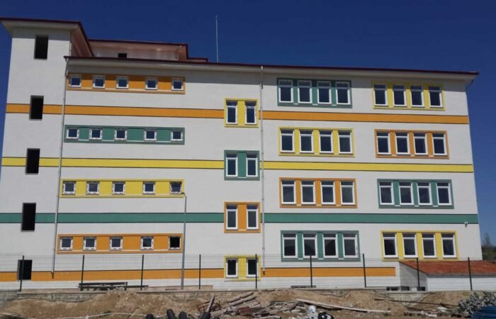 vaizpinari-8-derslikli-ilkokul-yapim-işi-5